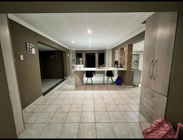 4 BEDROOM PROPERTY TO RENT IN DALVIEW